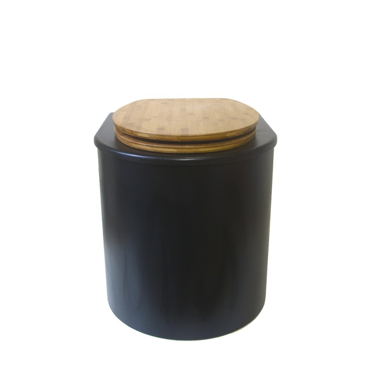  Toilette sèche en bois arrondie noire avec seau plastique 22L et bavette inox. Abattant bambou. Modèle rehaussé
