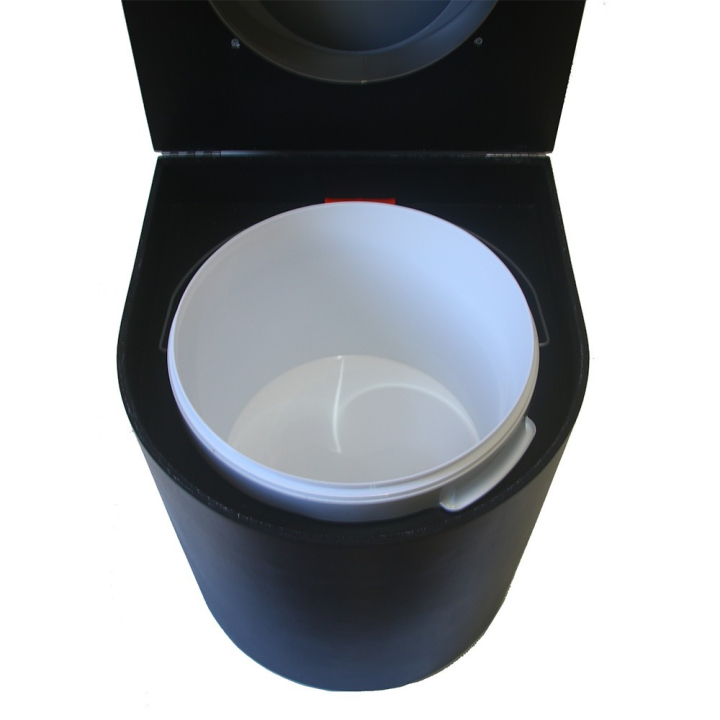  Toilette sèche en bois arrondie noire avec seau plastique 22L et bavette inox. Abattant gris. Modèle rehaussé